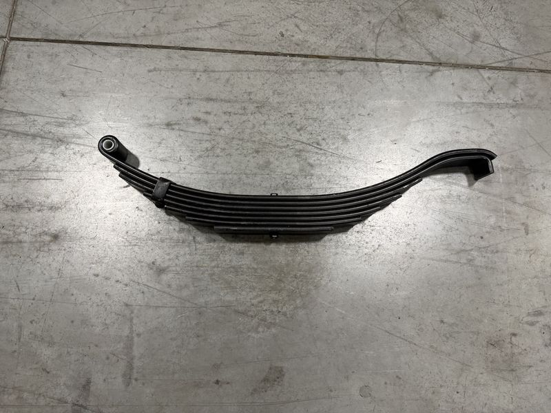 7 LEAF SLIPPER SPRING FOR 8000LB AXLES, 26-5/8" FREE LENGTH, 2" WIDE (1403T3)
