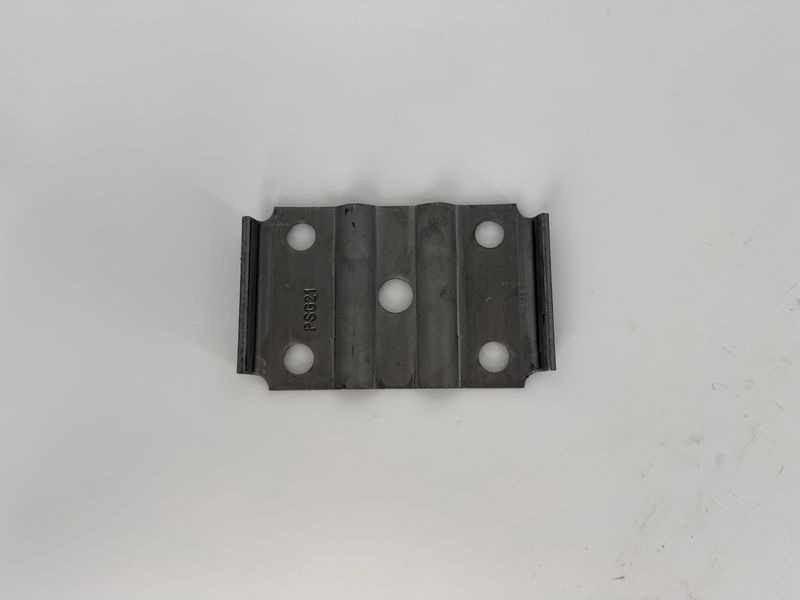 TIE PLATE FOR 3" RND 3.5 - 7K AXLE, 1/2" HOLES, 1-3/4" SPRINGS
