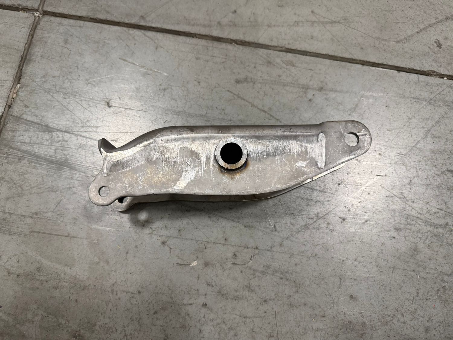EQUALIZER, 2" SLIPPER SPRING, SWAN-SHAPED