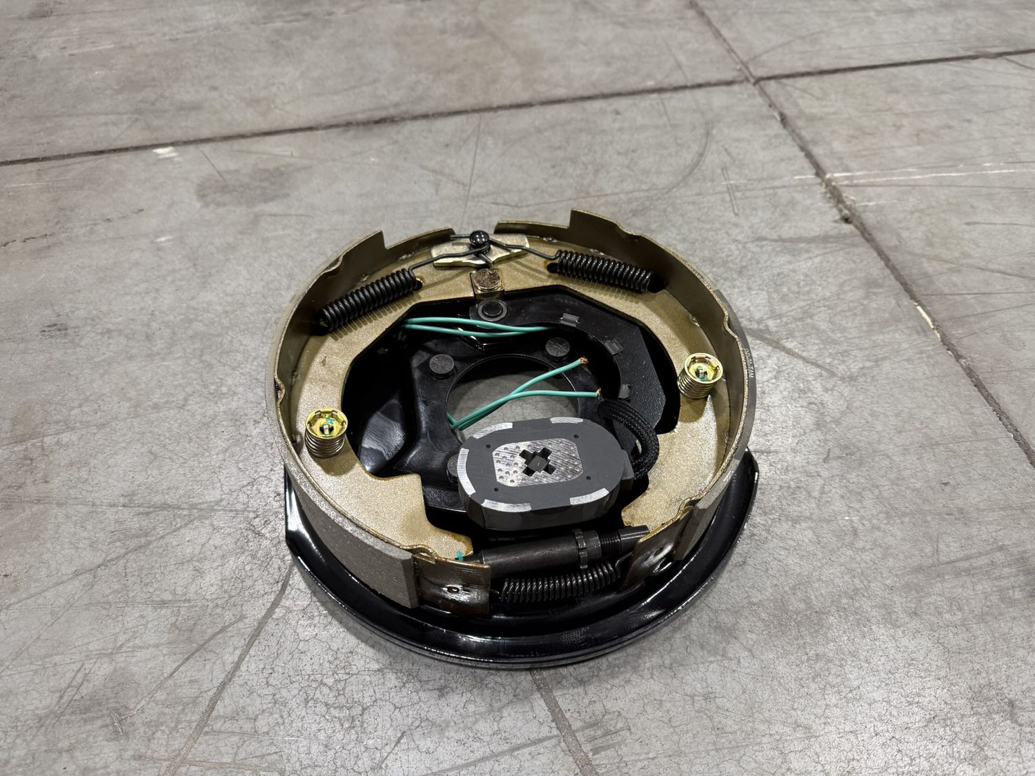 10" X 2-1/4" RH MANUAL ADJUST ELECTRIC BRAKE ASSEMBLY