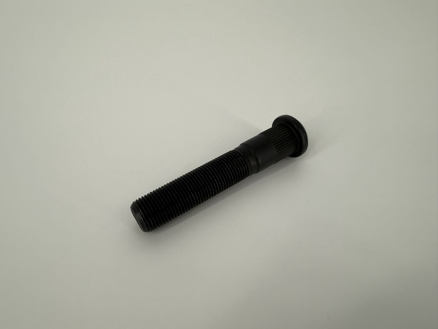 5/8 TRAILER WHEEL STUD 3 /18 LONG .69 KNURL