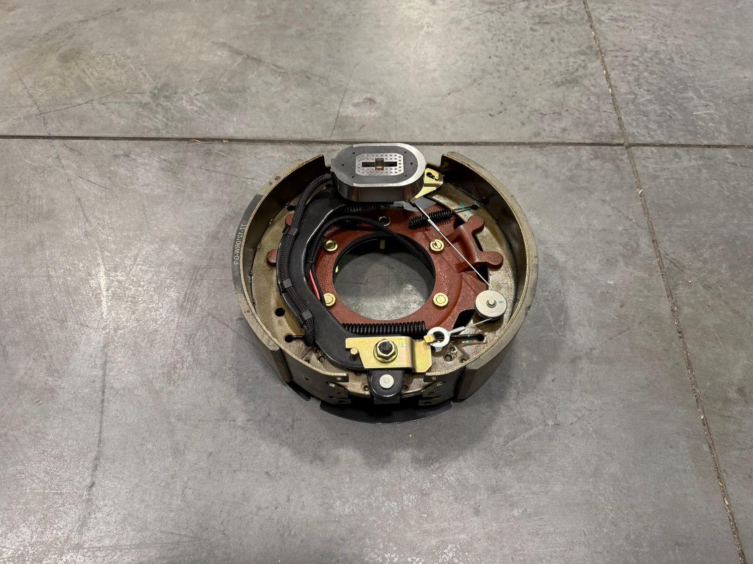 Rockwell version, 12-1/4 inch electric brake for 10,000-lb axles, right hand, 3-3/8", 5 holes,