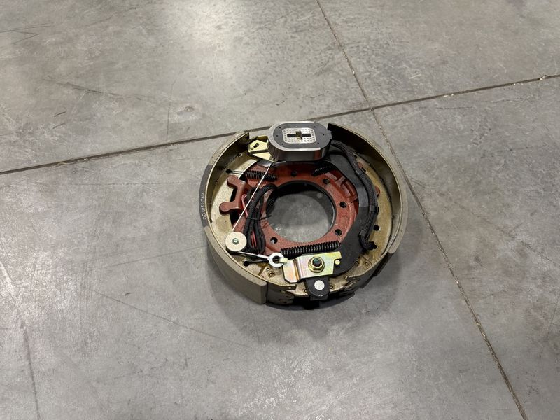 12-1/4" X 5" RH 7 BOLT MOUNT ELECTRIC BRAKE ASSEMBLY