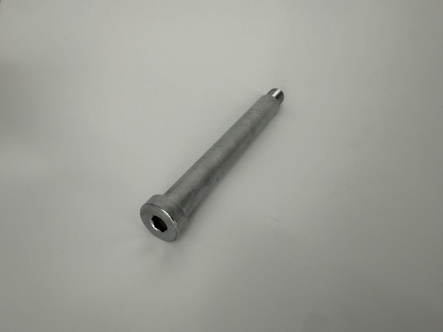 CALIPER RETAINING BOLTS FOR 10-12K AXLES