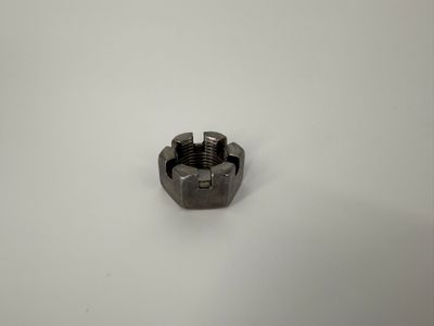1"-14 6 SLOT HEX SPINDLE NUT ( 006-001-00)