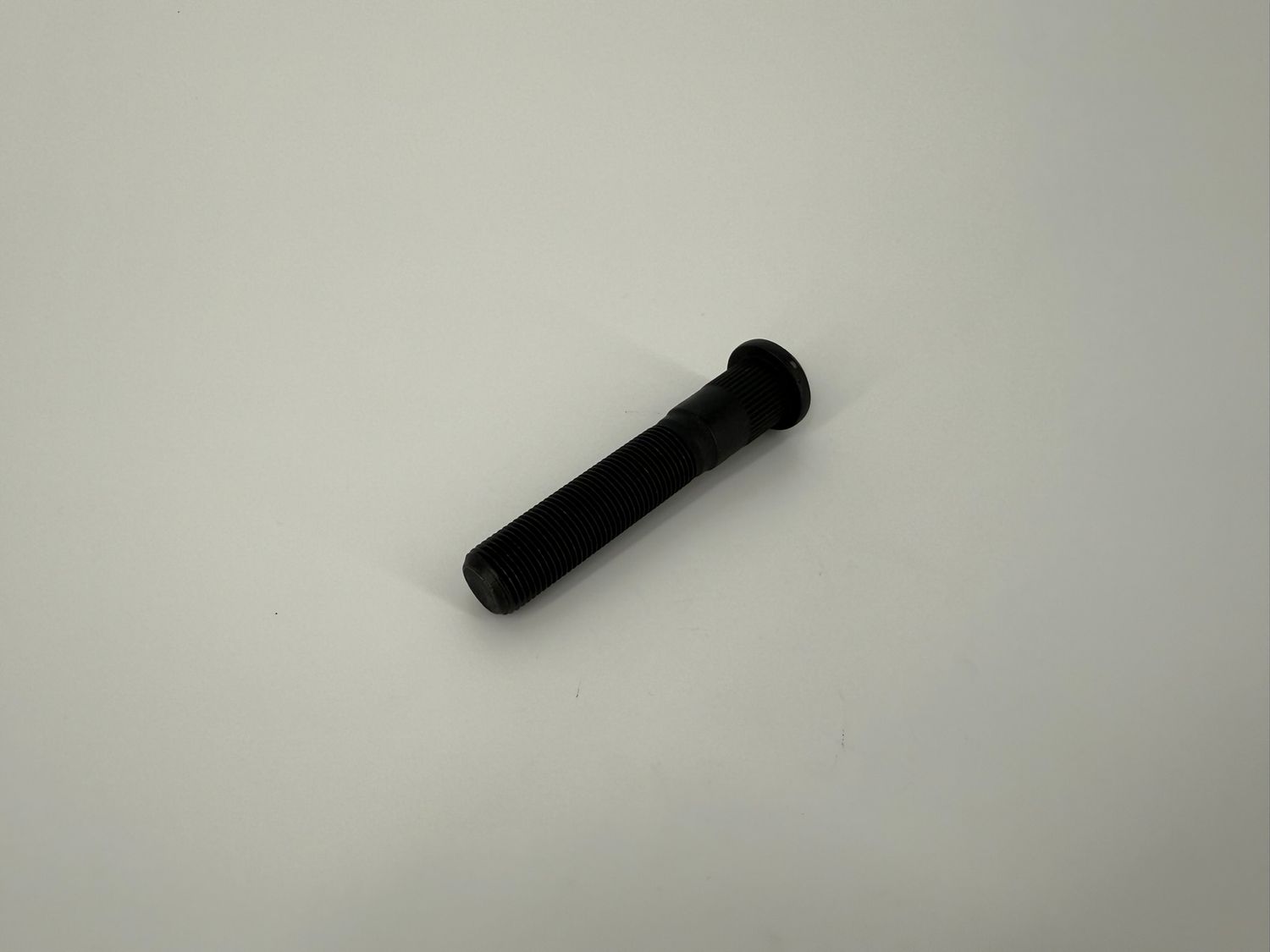 WHEEL STUD 5/8"-18 X 3.16" LONG .68" KNURL