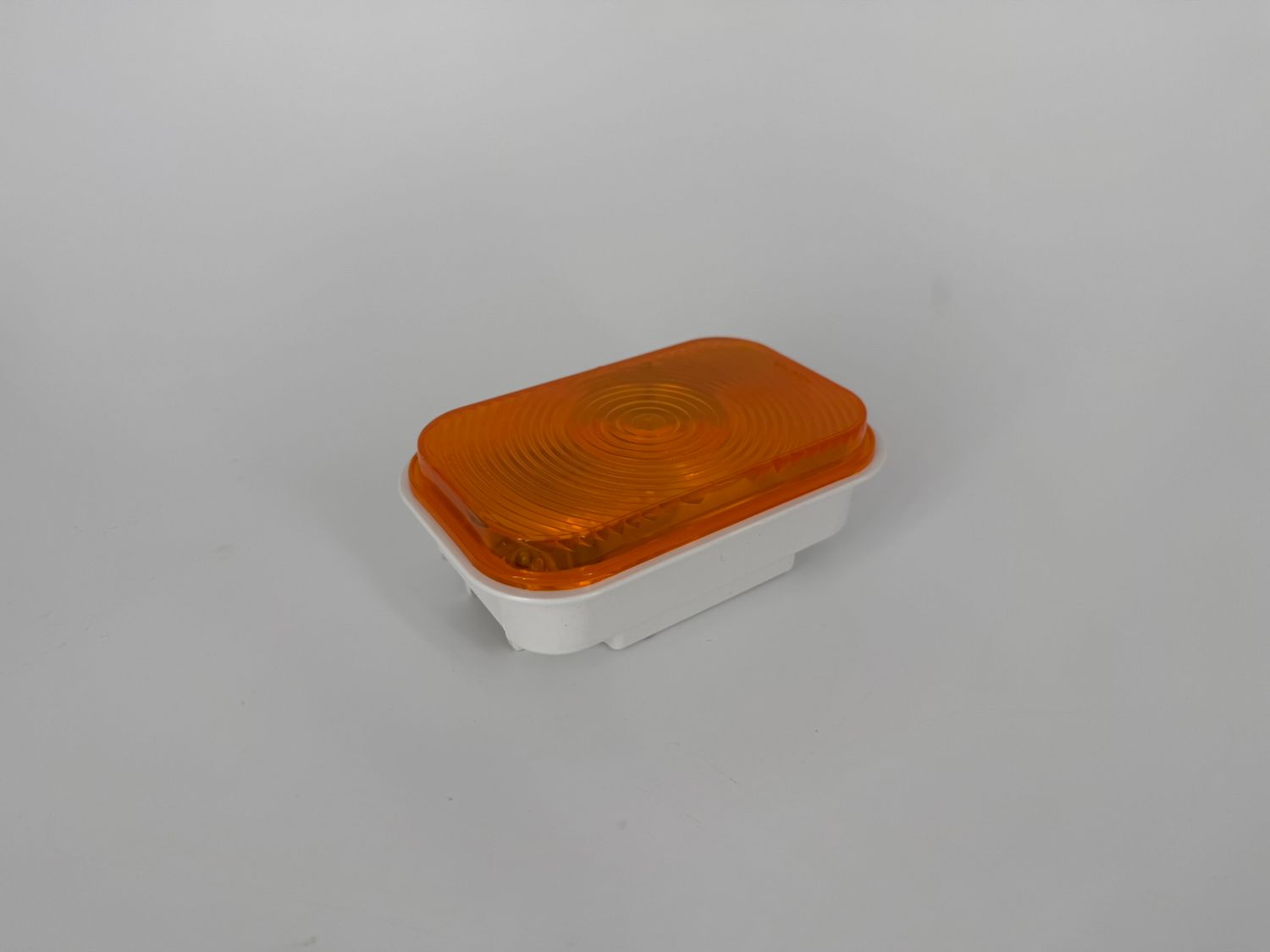 TRUCKLITE AMBER RECTANGULAR INCANDESCENT TAIL LIGHT