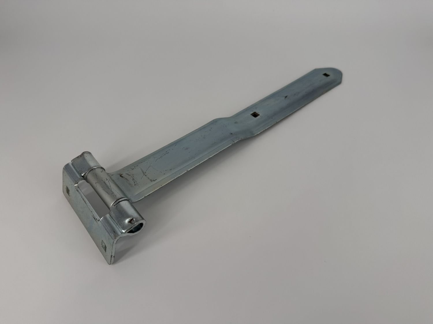 CARGO TRAILER DOOR STRAP HINGE, 16" LENGTH, 1/2" OFFSET, ZINC PLATED, 270 DEG