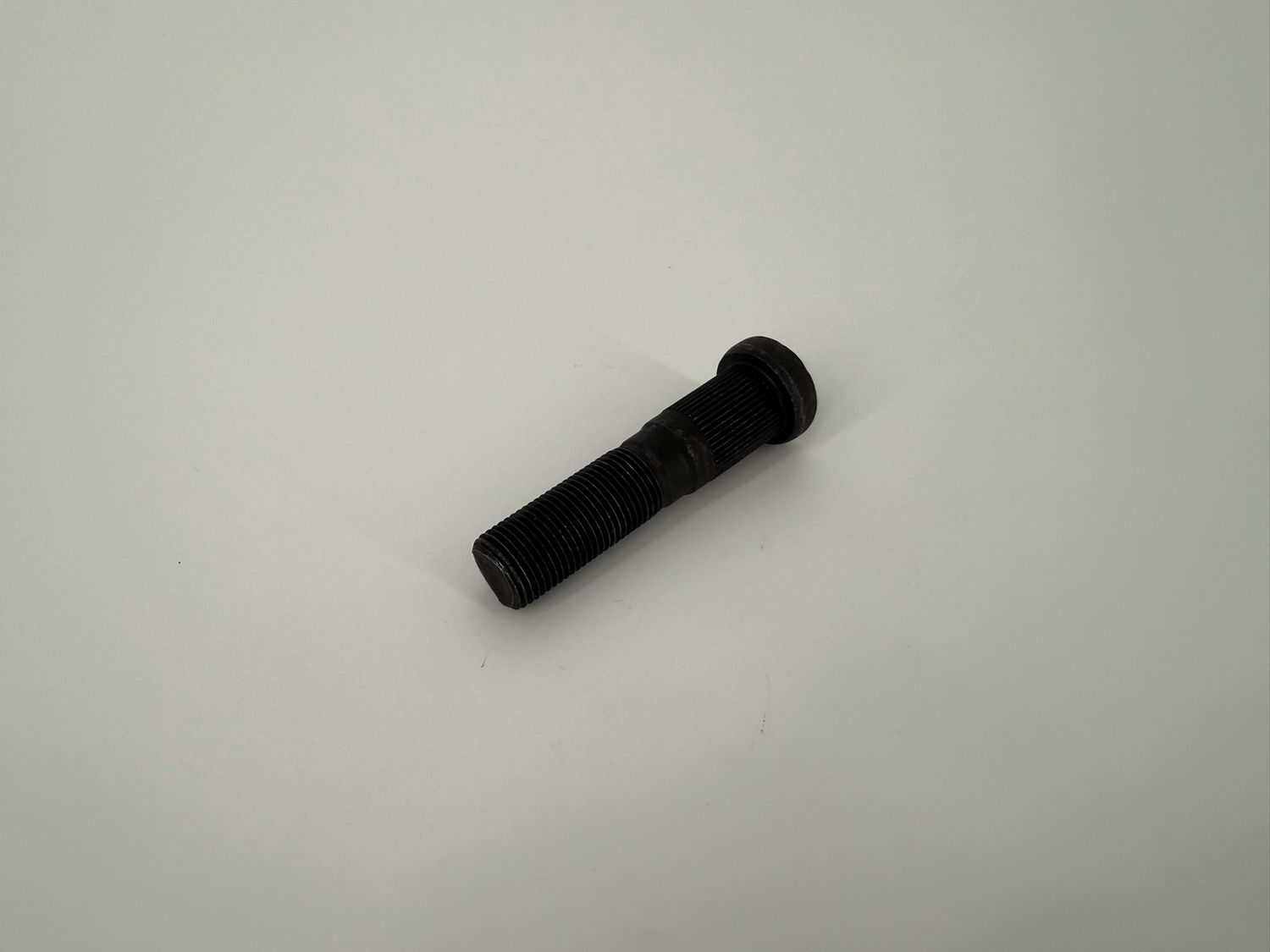 WHEEL STUD 2.75" X 5/8"-18 X .69"