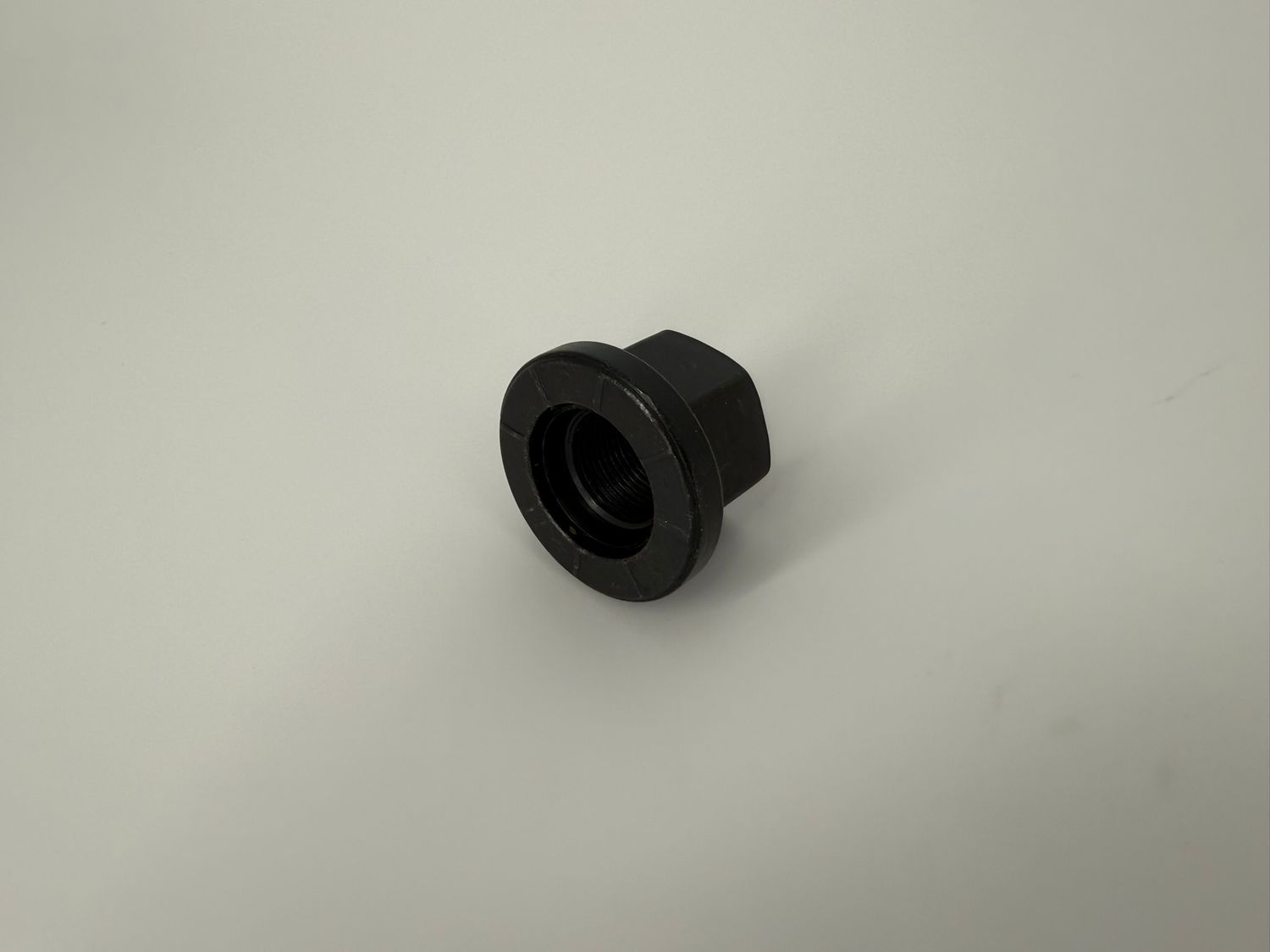 5/8"-18 SWIVEL FLANGE WHEEL NUT
