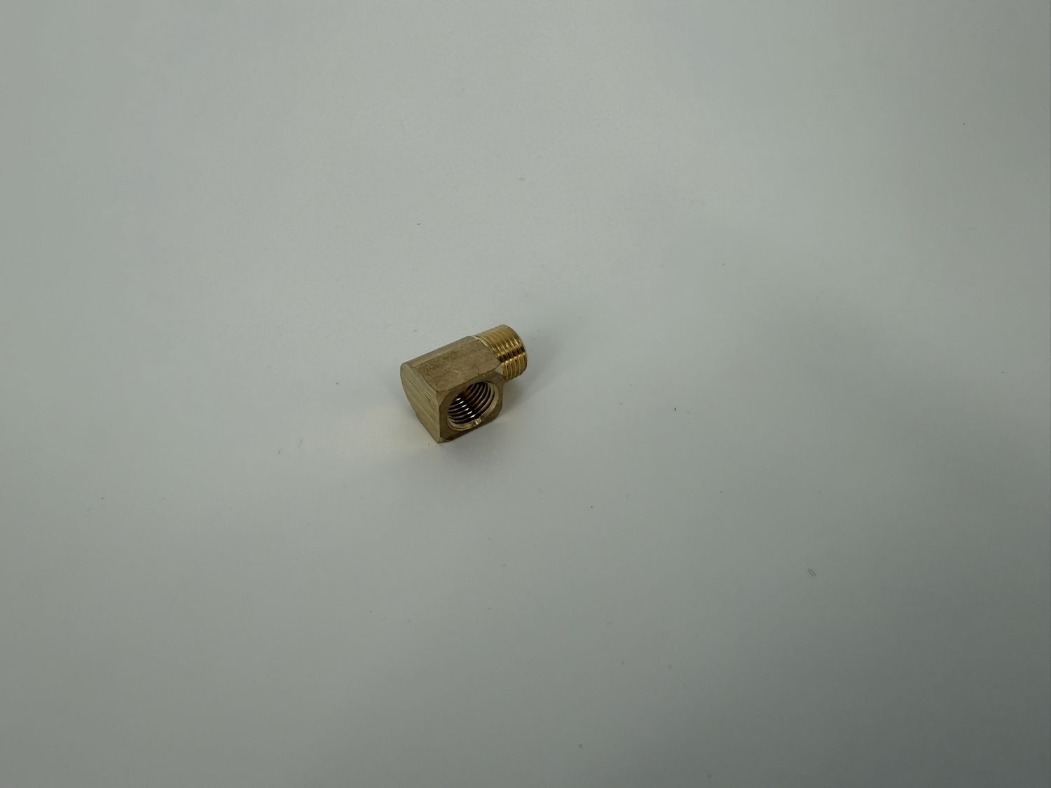 ELBOW FITTING .125 MPT X 0125 FPT