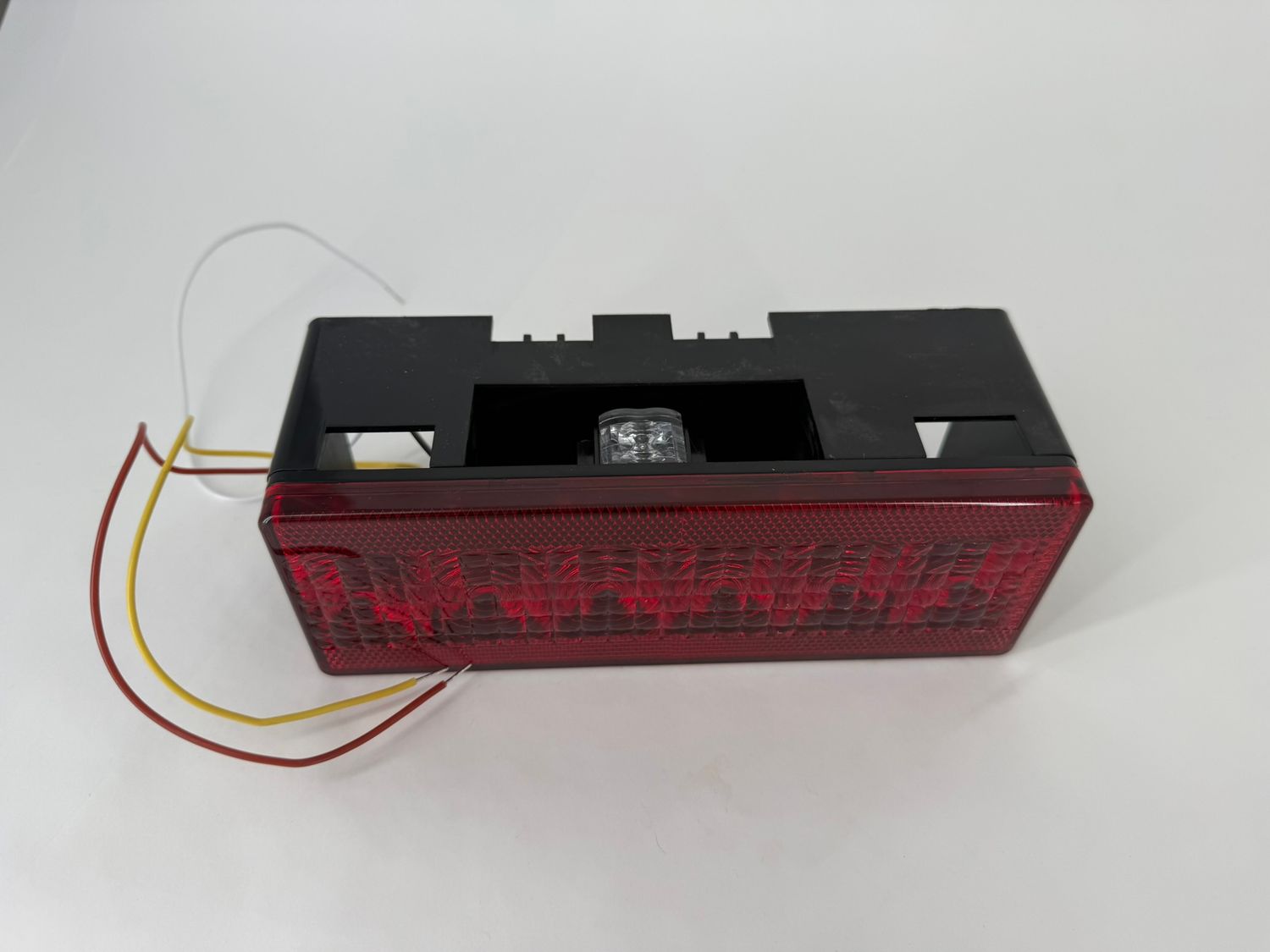 8 FUNCTION 8" BOX TAIL LIGHT LEFT SIDE PIG TAIL