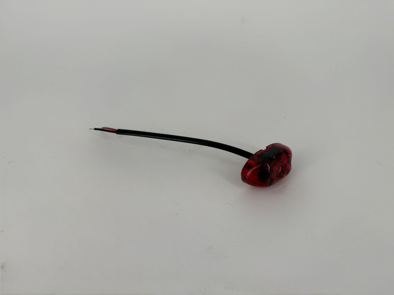 2" OVAL RED SIDEMARKER RED LENS