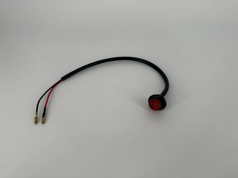 3/4" LED MARKER W/ GROMMET RED