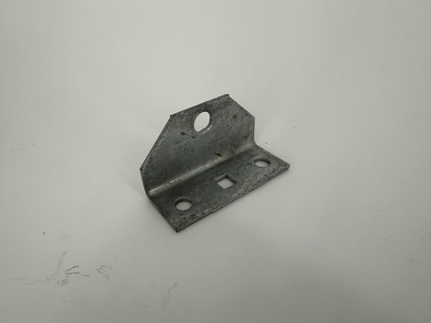 MARINE BUNK SWIVEL BRACKET, 7 GA. GAL.STEEL 3"WIDE 1 3/8" LONG 1 7/8" H