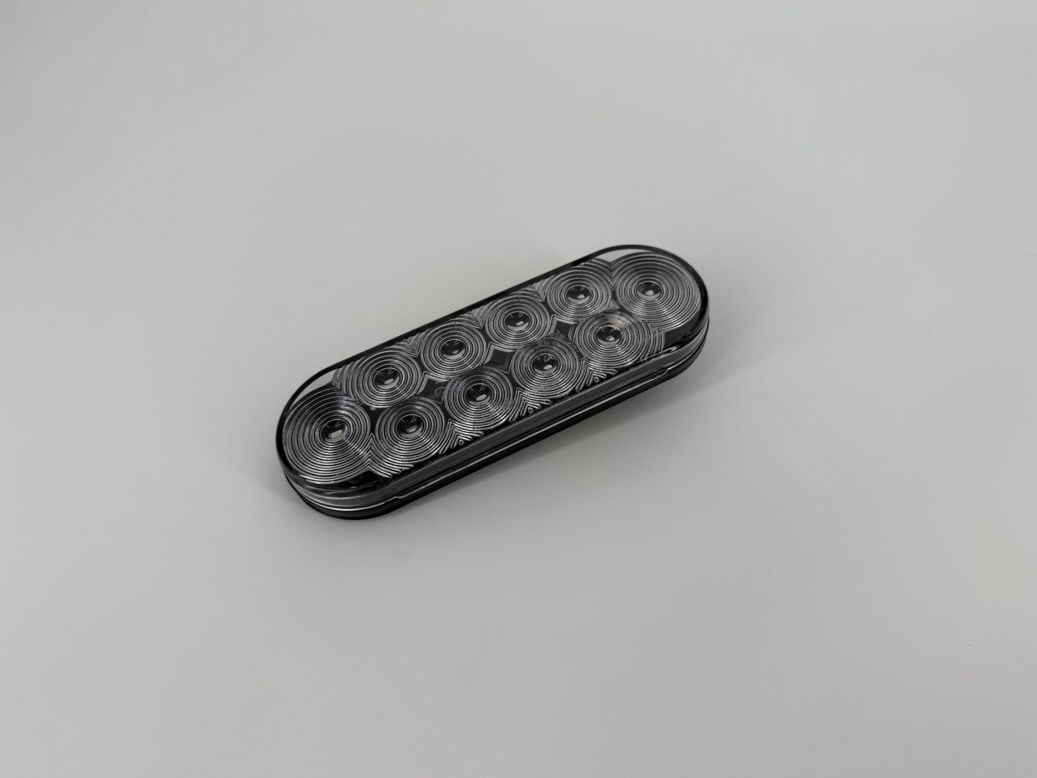 6" OVAL STT LAMP, RED LED / CLEAR LENS