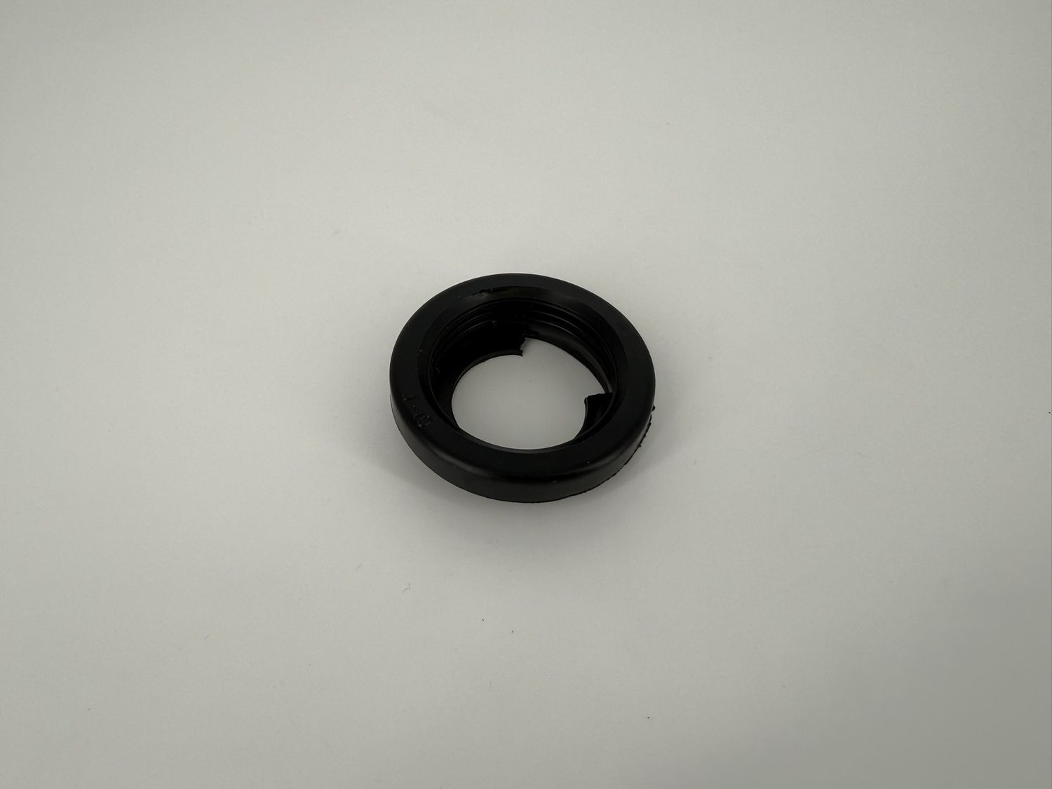 GROMMET FOR 2" ROUND LIGHT FLUSH / OPEN BACK