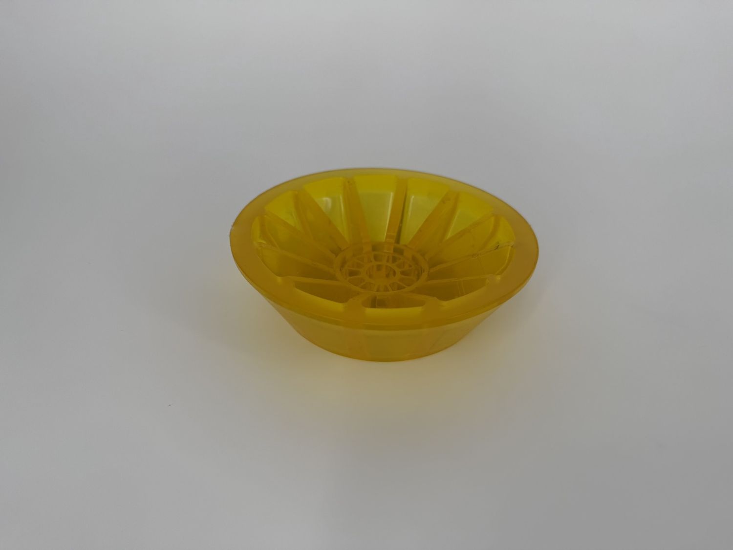 PVC AMBER 3" END BELL 1/2 HOLE