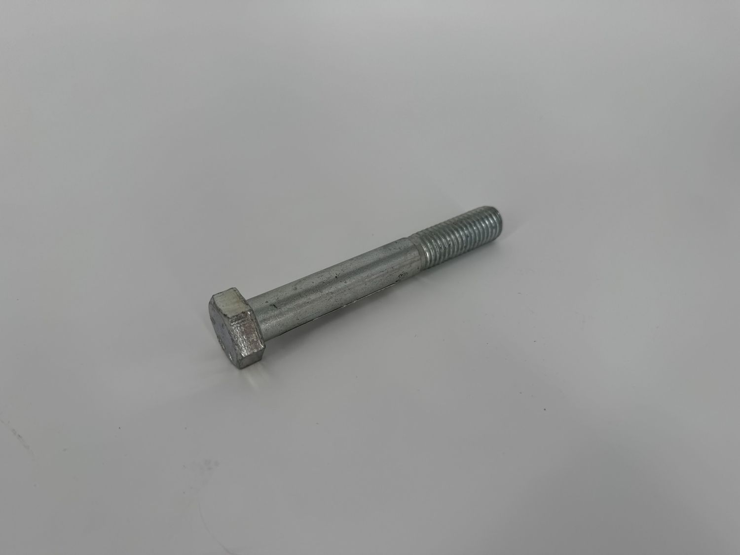 BOLT FOR EZ-LOADER C TYPE EQUALIZER