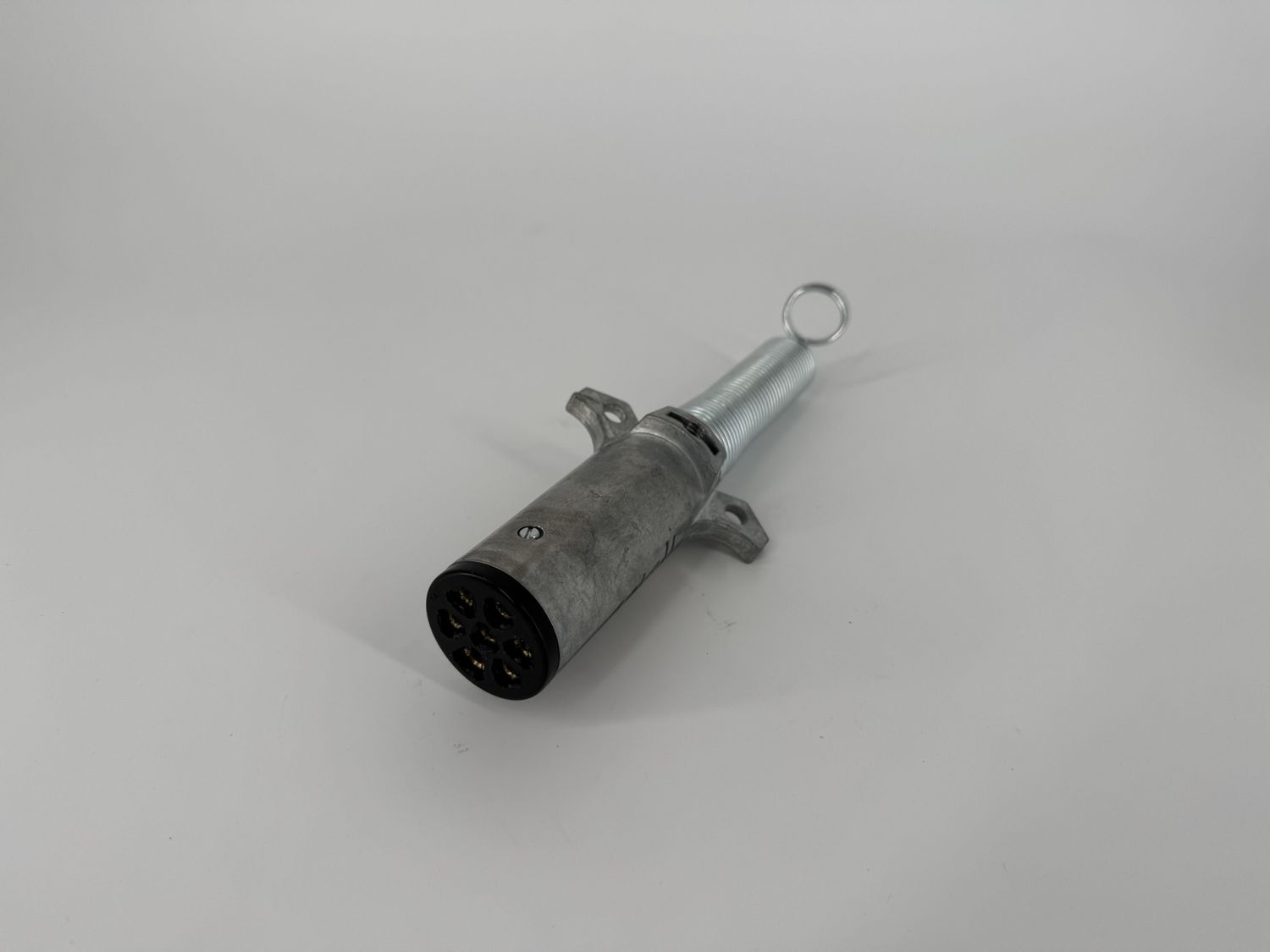 PLUG 7 WAY ROUND PIN HD TRAILER