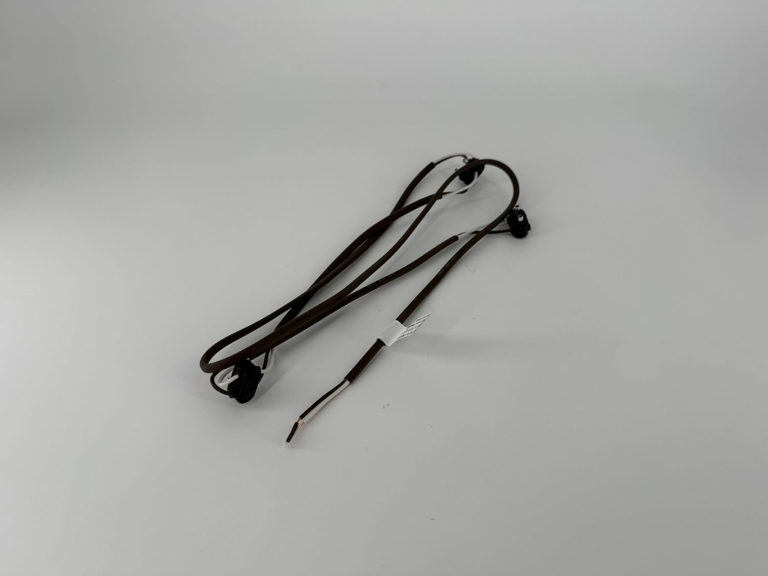 36” Lead W/ (3) PL10 Plugs, 8” Spacing