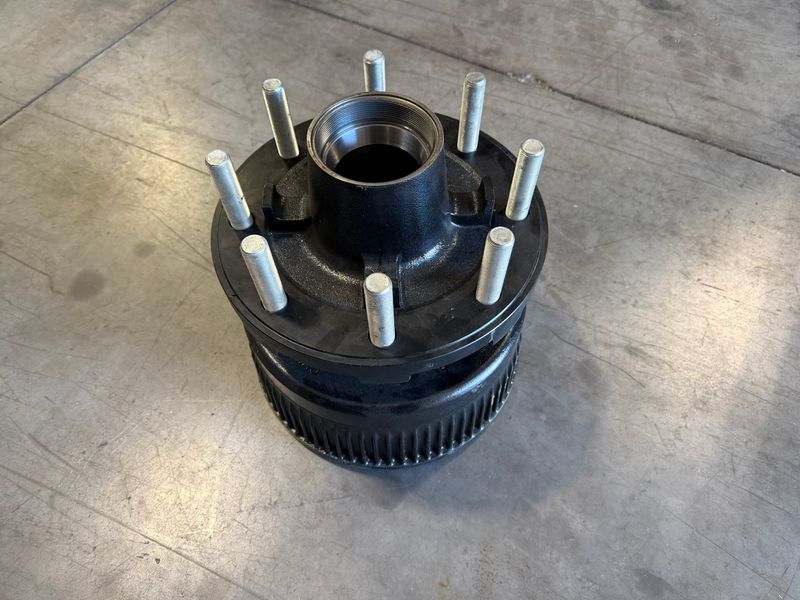LIPPERT 16K HUB AND DRUM