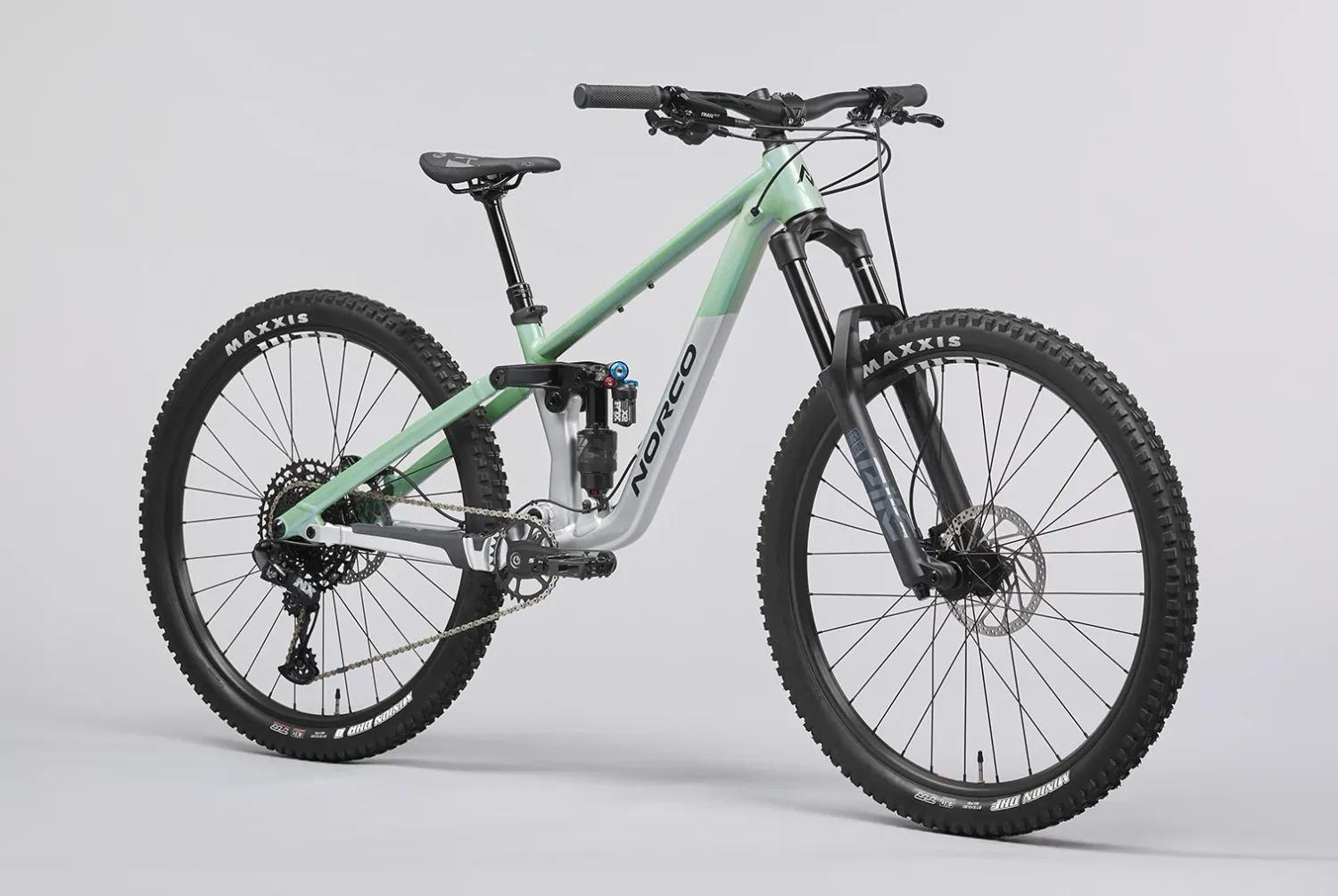 2026 (24) Norco Sight 27.5" Silver Green