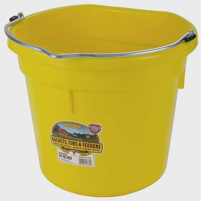 20 Qt Flatback Bucket : yellow