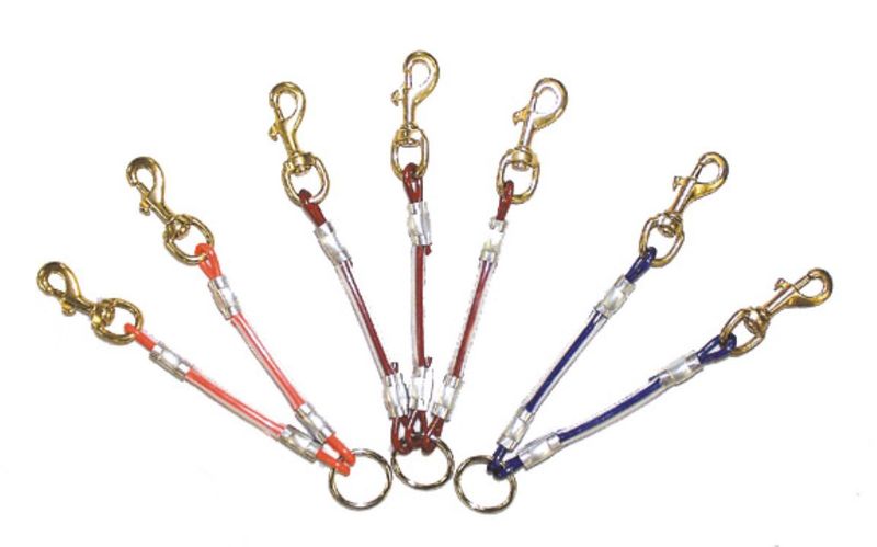Collars + Leashes
