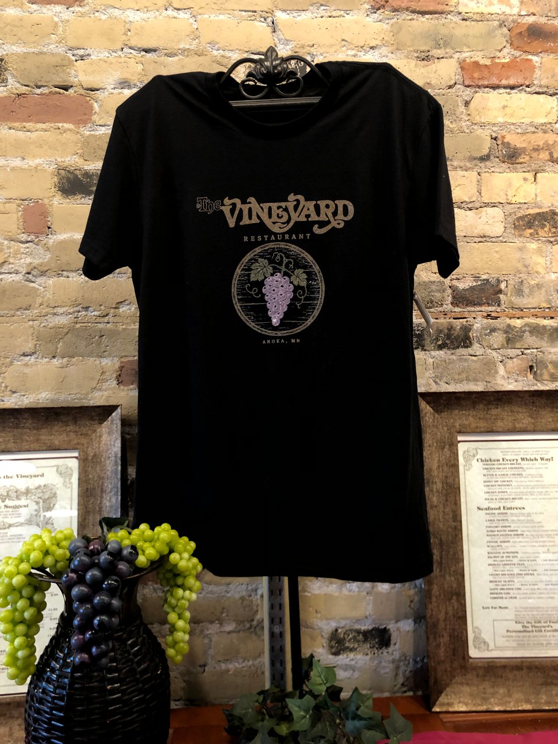 Vineyard Tee | Black