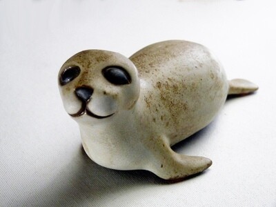 Baby Seal, early vintage, Natural Brown