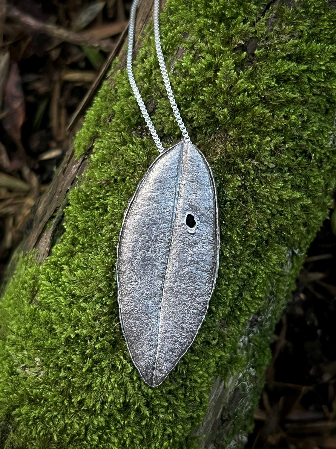 Pohutukawa Leaf Pendant
