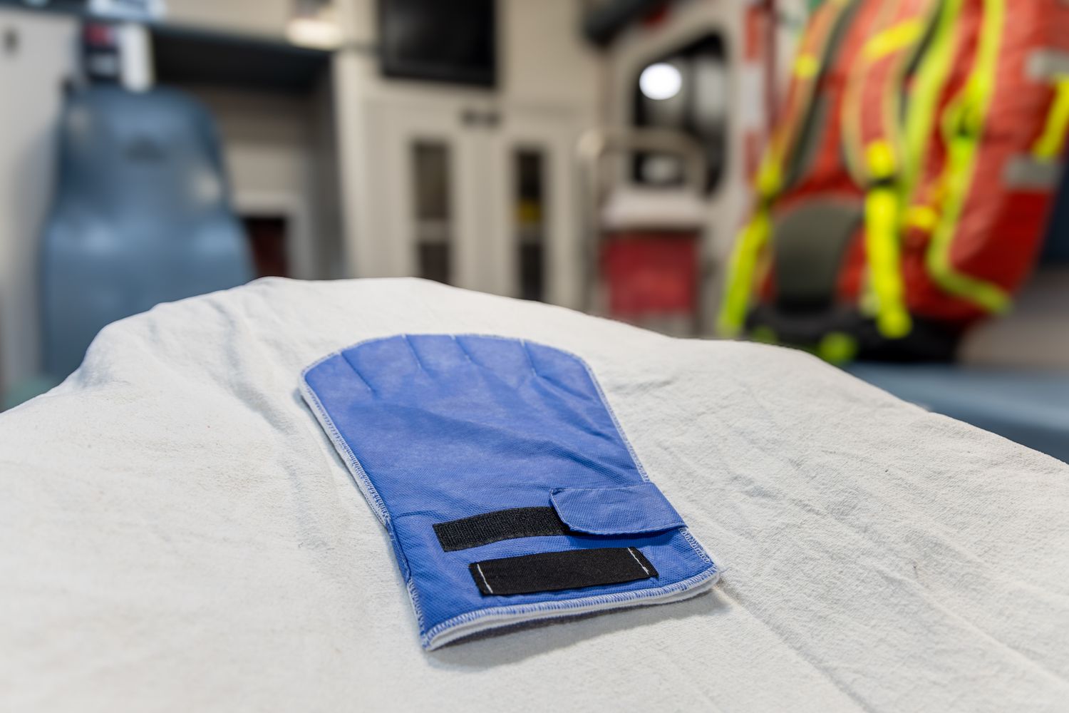 Hand Glove