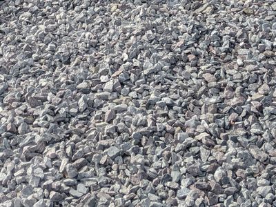 R Champaign Rock - Yard