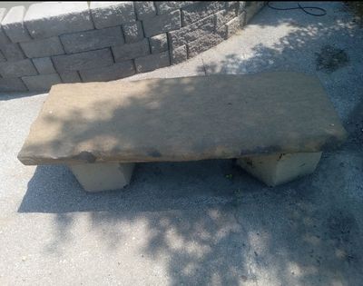 Basalt Bench 4 Ft Natural top