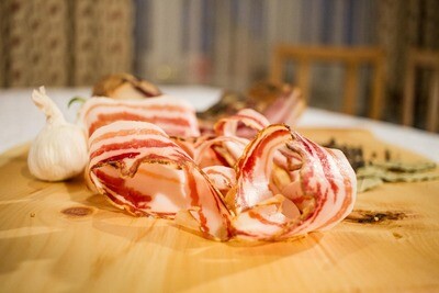 Wurst und Dauerwaren