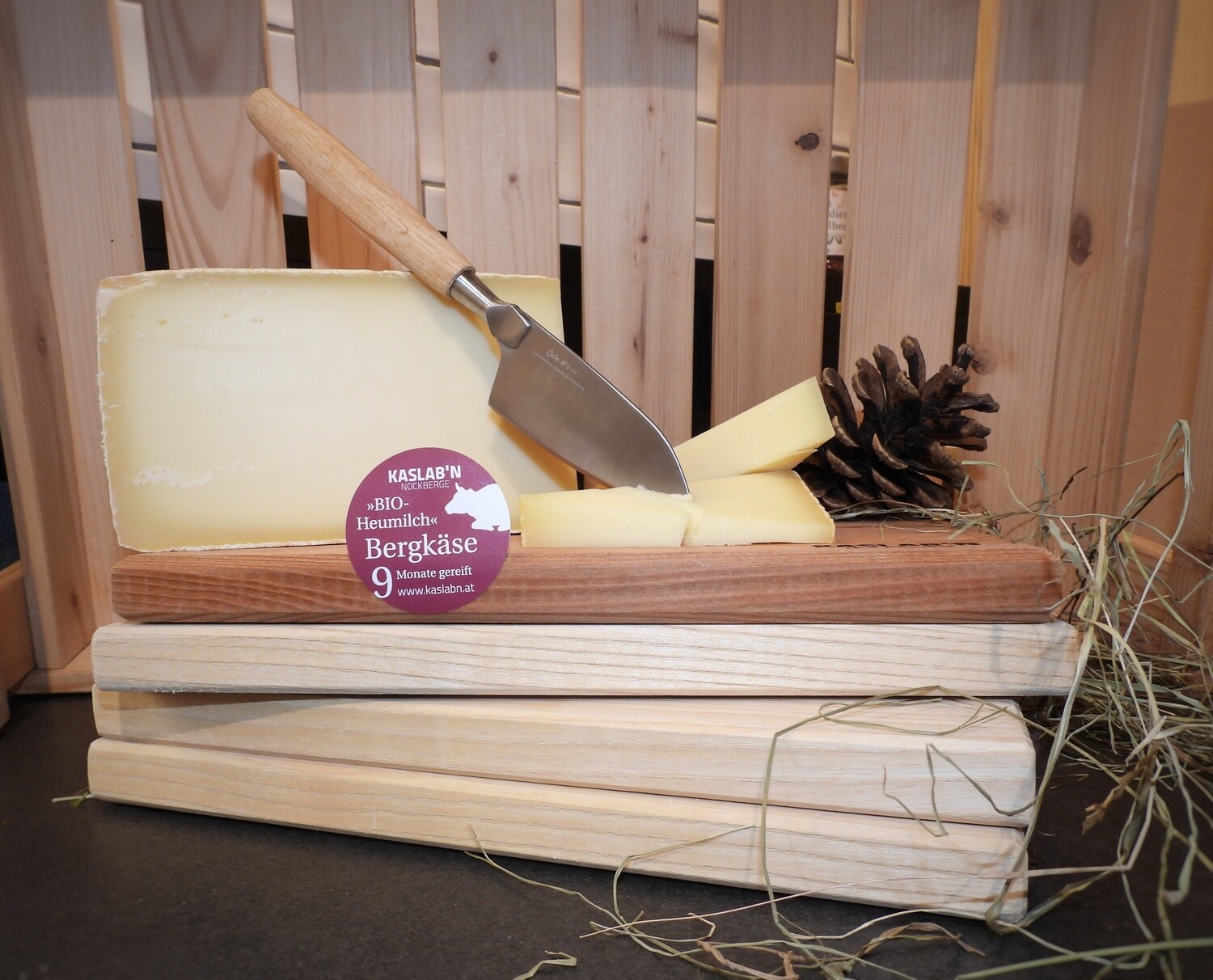 Bio-Bergkäse aus Rohmilch, 9 Monate gereift - Kaslab´n Nockberge