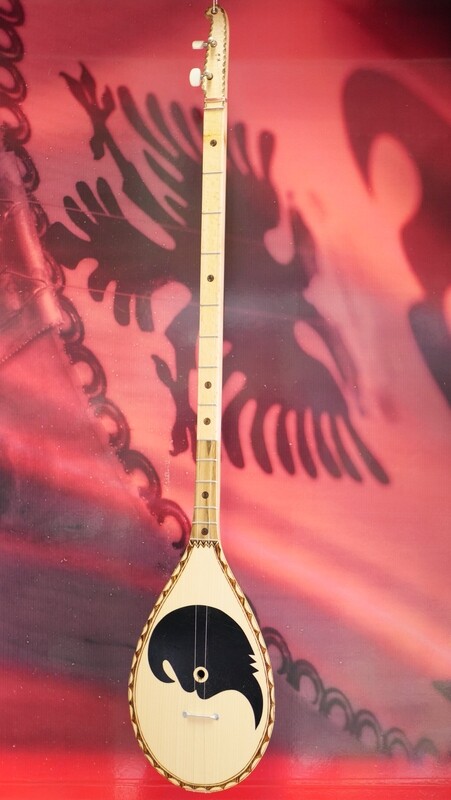 çifteli (albanian traditional instrument)