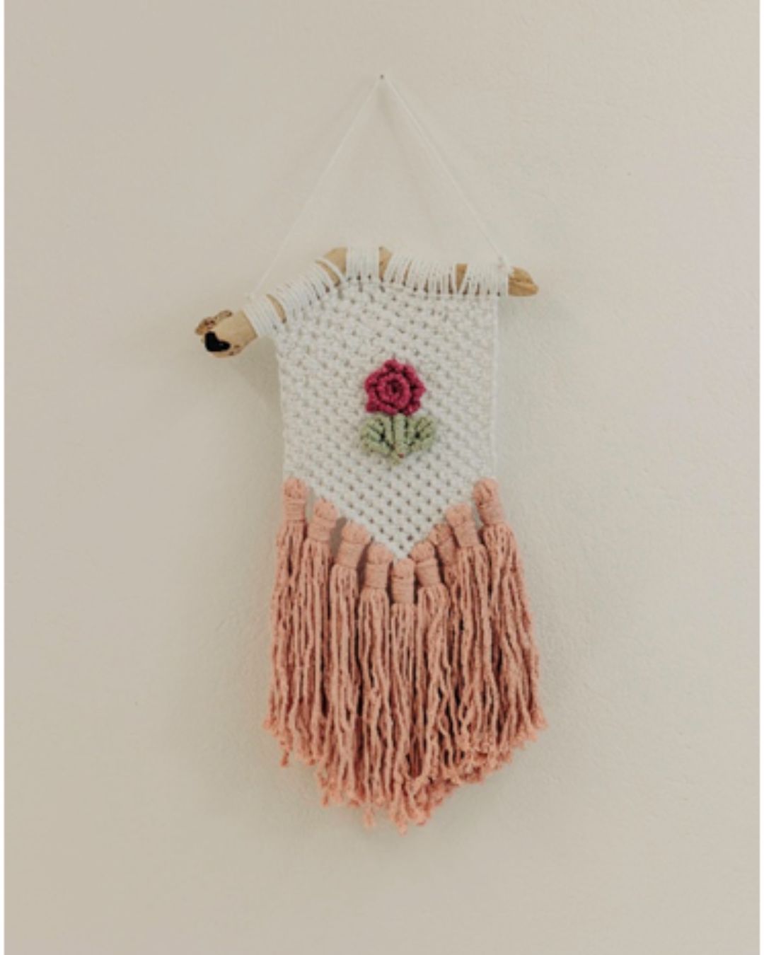 Κρεμαστό Μακραμέ Λουλούδι