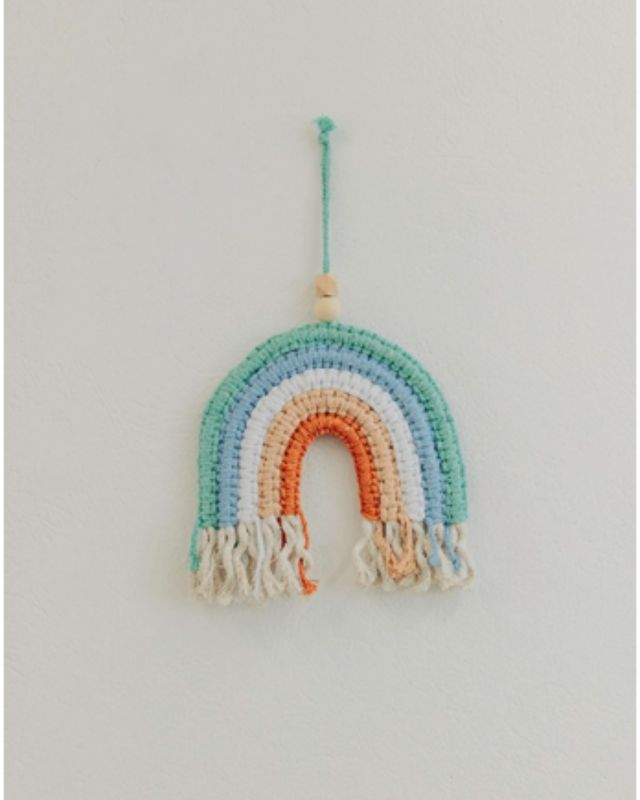 Κρεμαστό Μακραμέ Ουράνιο Τόξο