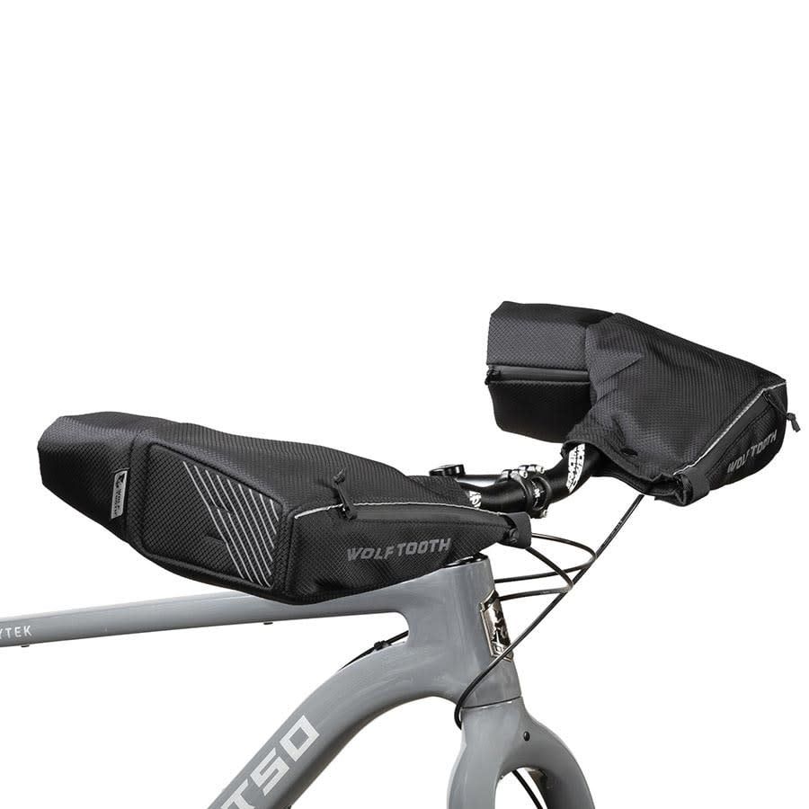 Wolf Tooth components, Pogie V2, Black, Pair