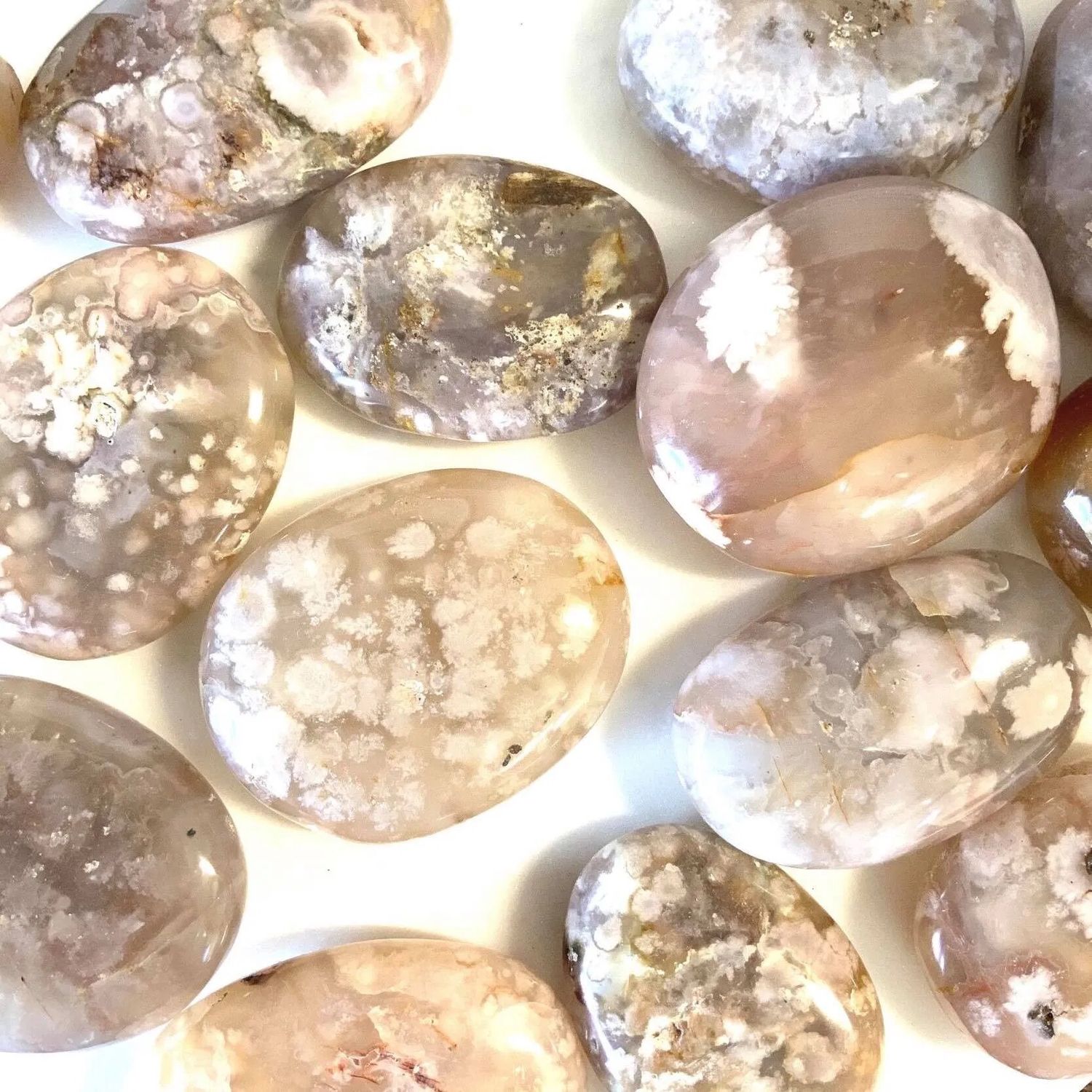 Sakura Agate Palm Stone