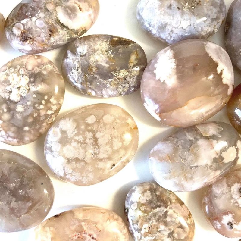Sakura Agate Palm Stone
