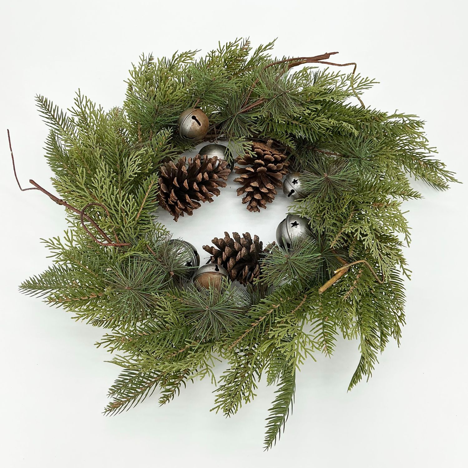 Mix Cedar Wreath W/ Bell - 24"