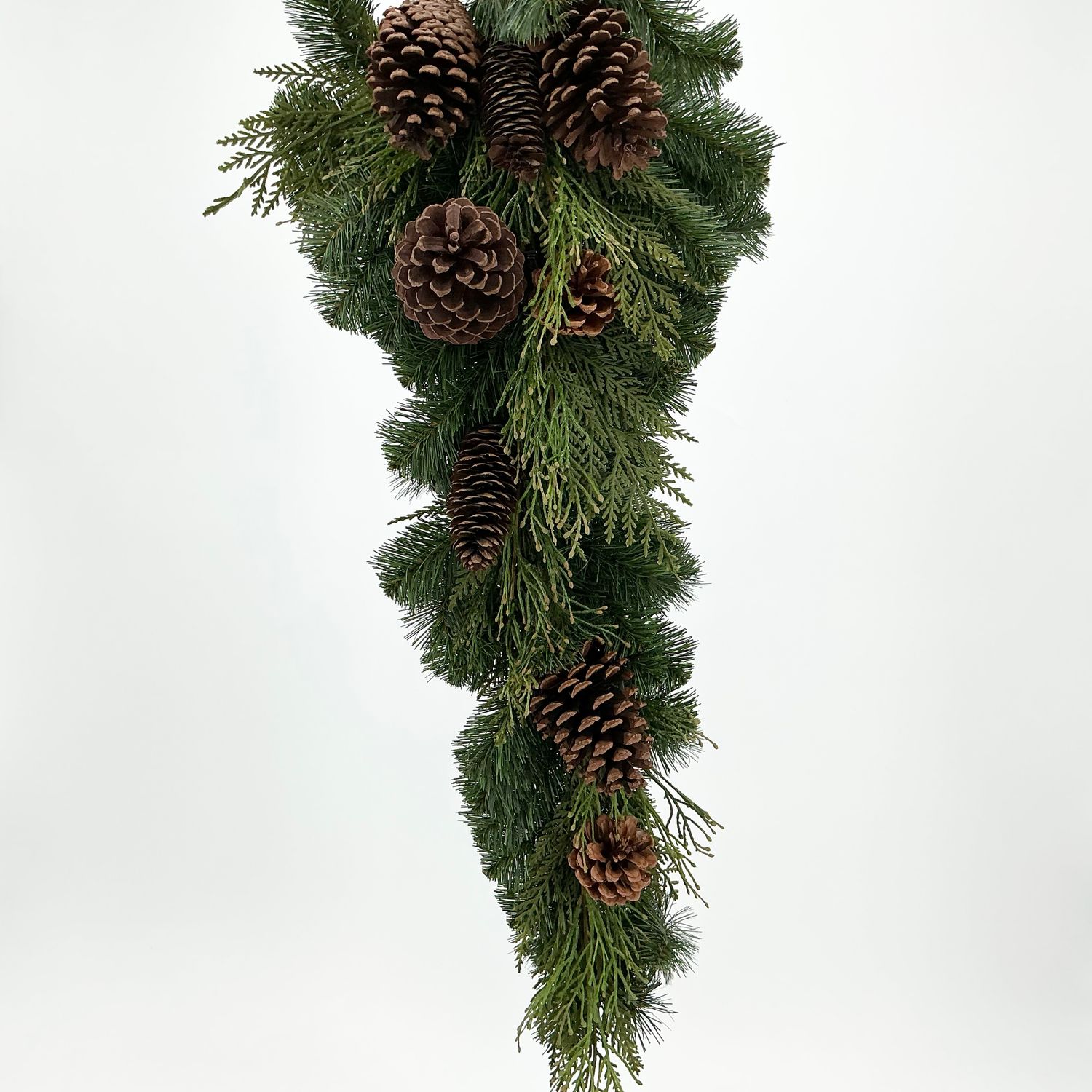 Douglas Fir/Incen/Cedr Tdrp - Dk Tt Green 32"