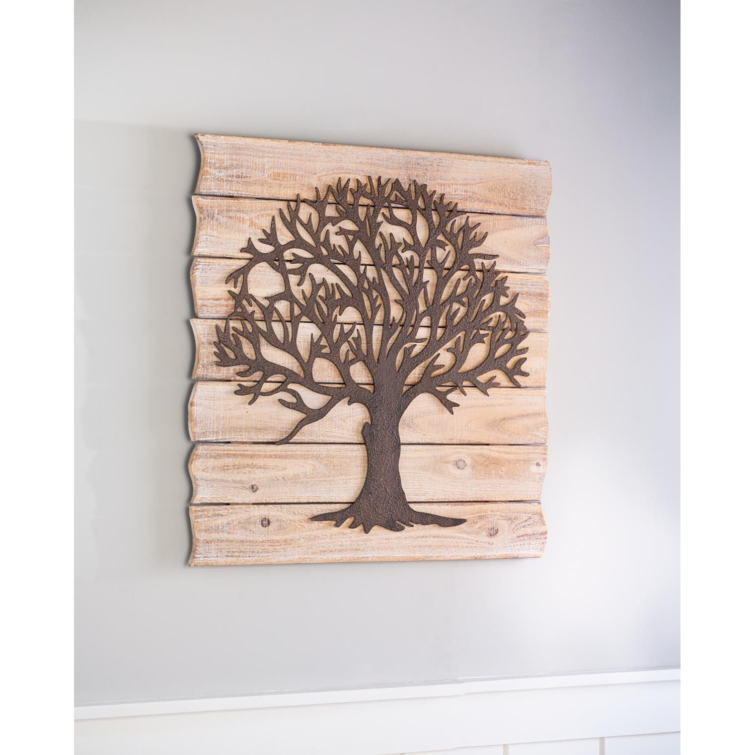 Metal Tree On The Wood Board Wall Decor