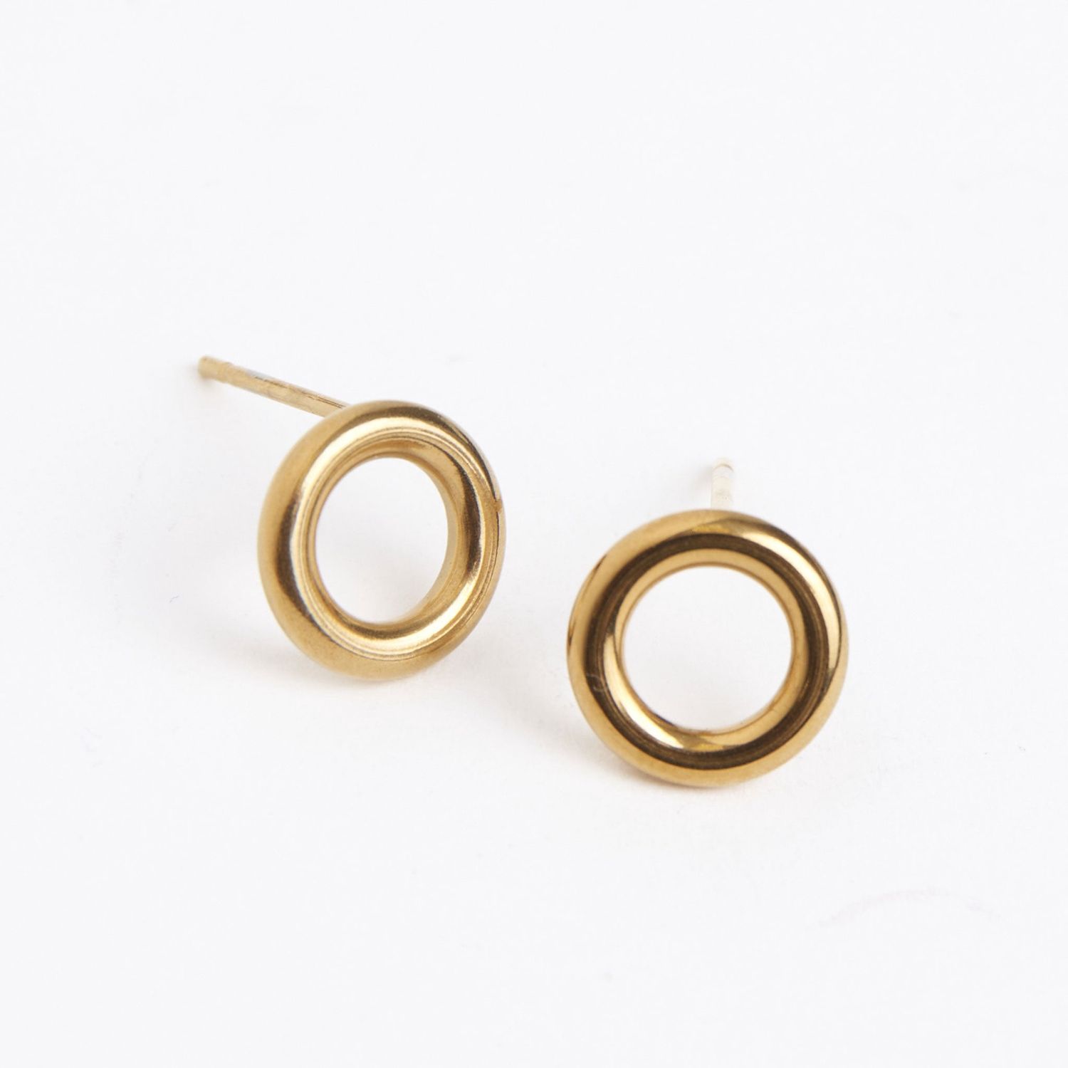 Narelle - Circle Stud Earrings - 18K Gold Plating