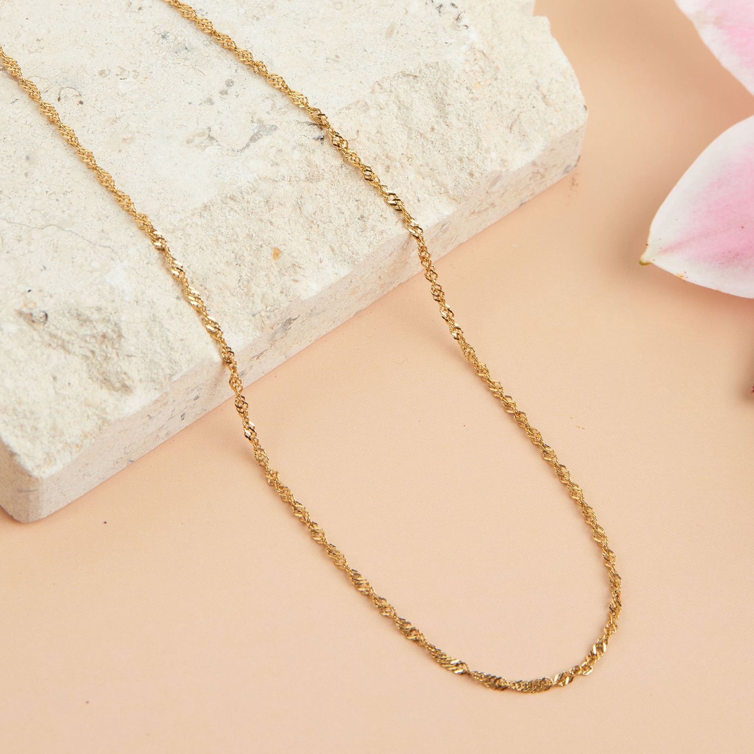 Narelle - Twisted Chain Necklace Gold L: 16" - 18K Gold Plating