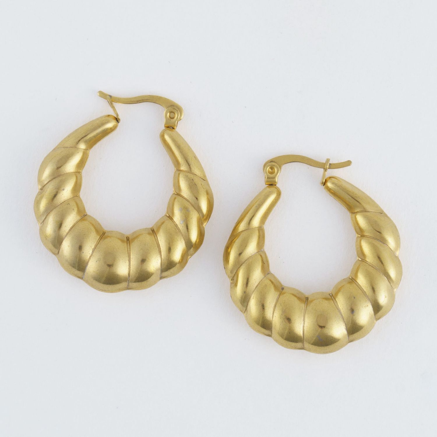 Narelle - Twisted Chunky Pin Catch Hoop Earring Gold - 18K Gold Plating
