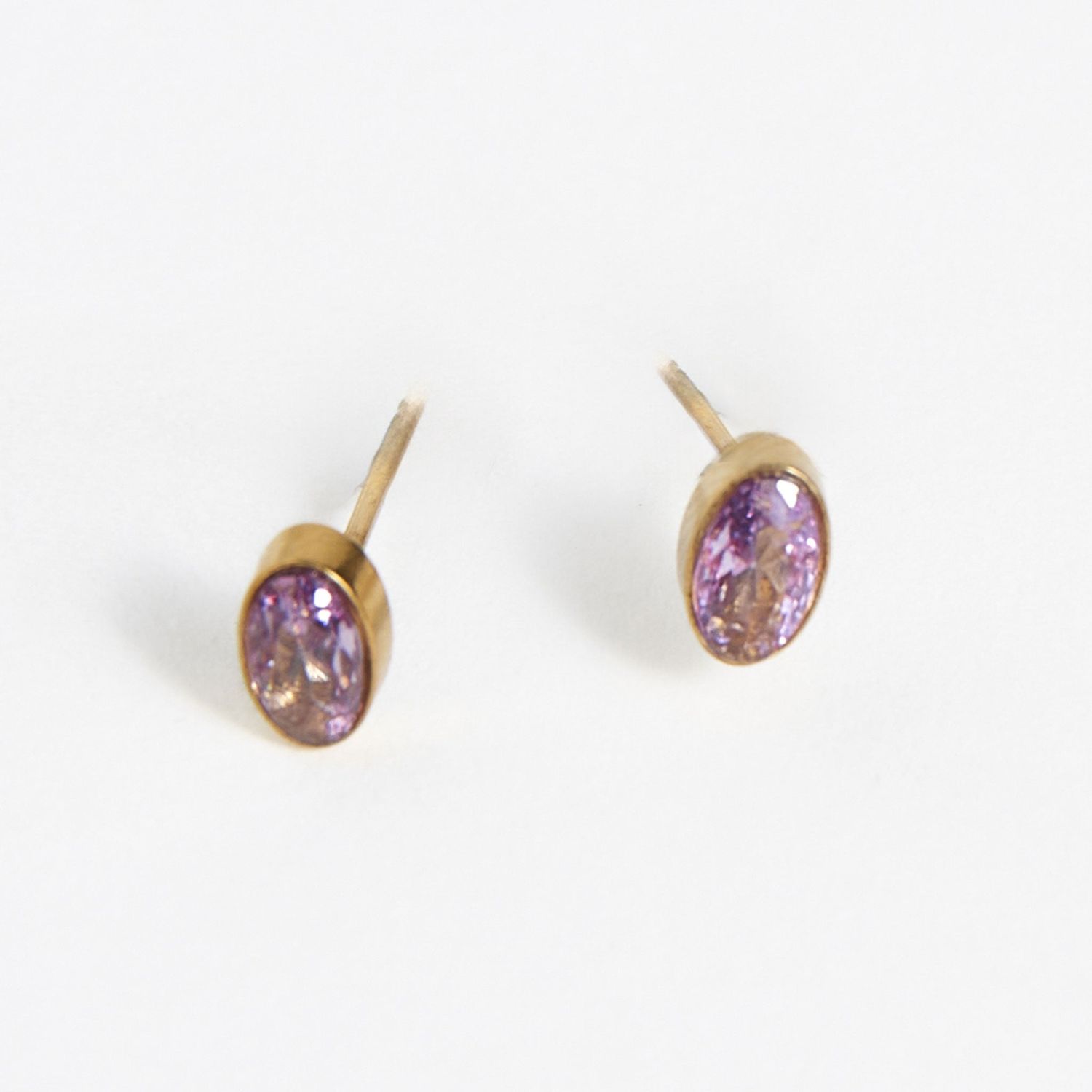 Narelle - Oval Gem Stud Earrings - 18K Gold Plating - Amethyst
